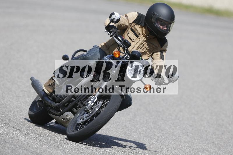 /Archiv-2025/09 22.04.2025 Cornu Master School ADR/gruen-vert/44